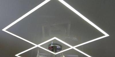 Потолок со световыми линиями в спальню 14 кв.м